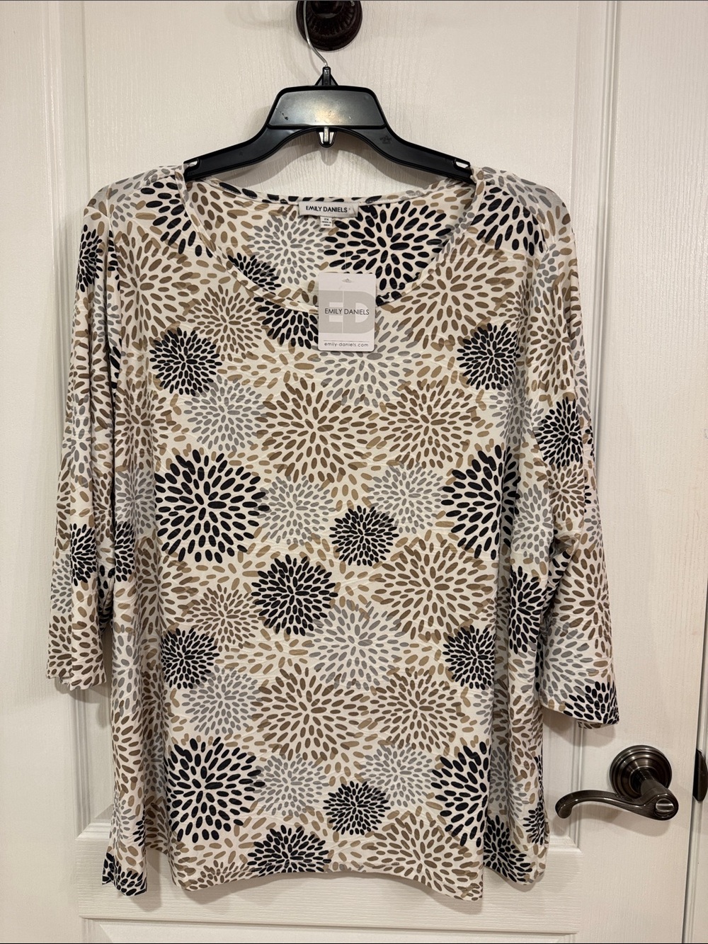 Neutral Floral Scoop Neck Tunic